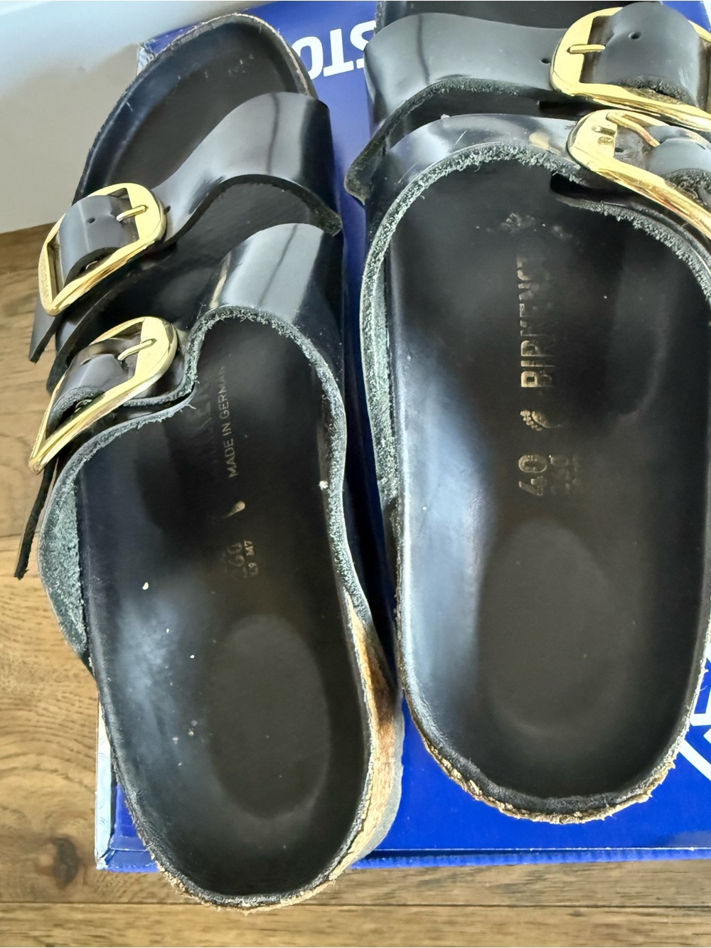 Birkenstock Big Buckle High Shine Black Arizona Sandals - Picture 7 of 14